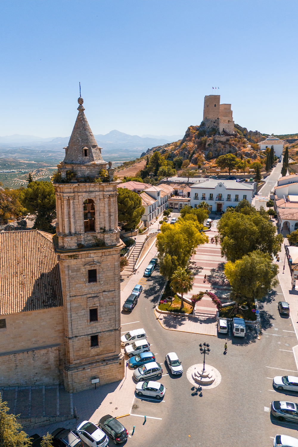 Vista aérea del casco histórico de Luque, por UNARSIS
